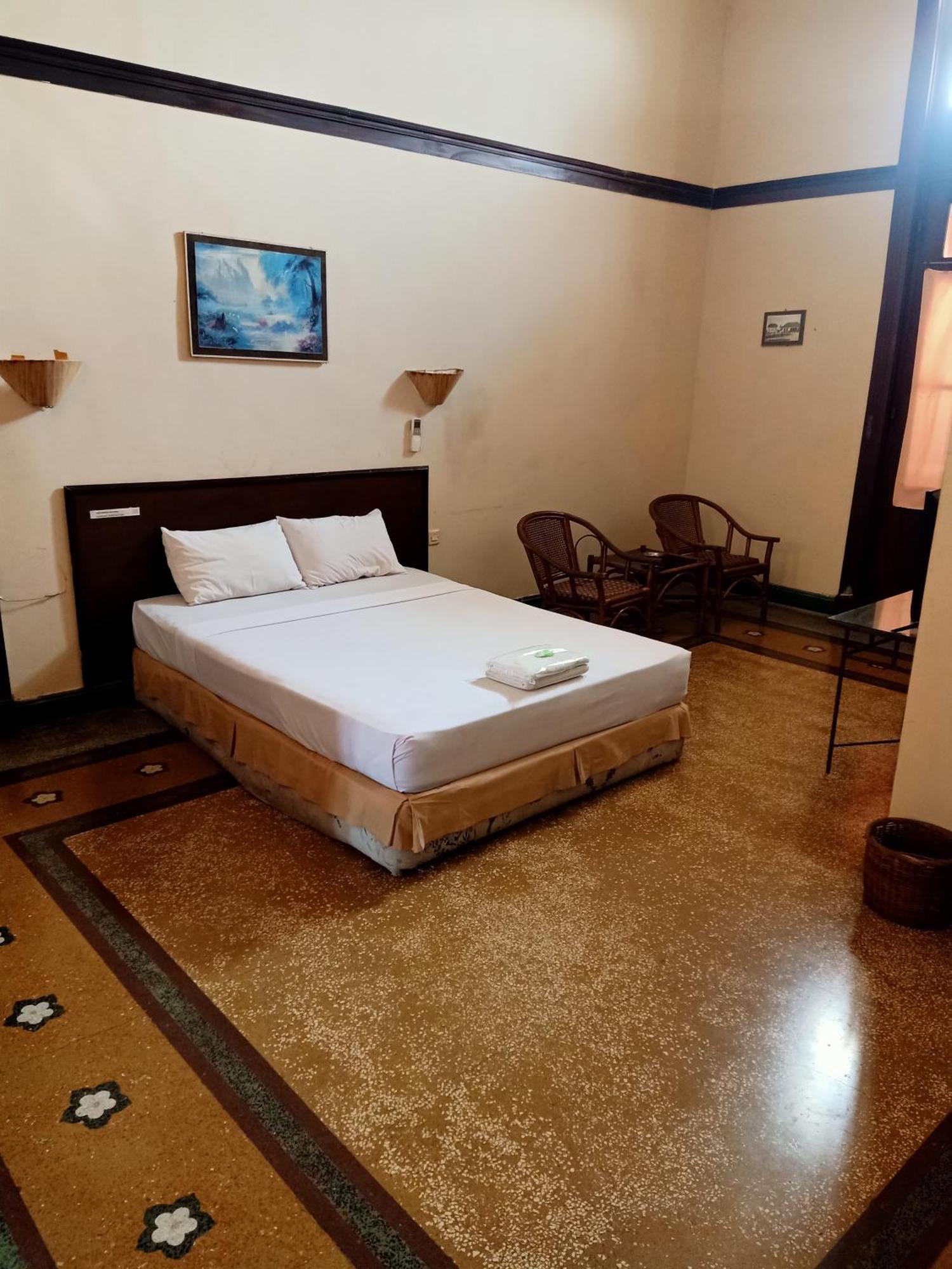 Hotel Niagara ลาวัง ภายนอก รูปภาพ