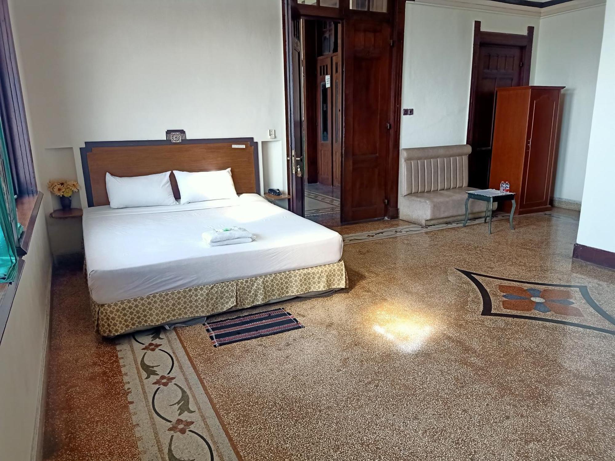 Hotel Niagara ลาวัง ภายนอก รูปภาพ